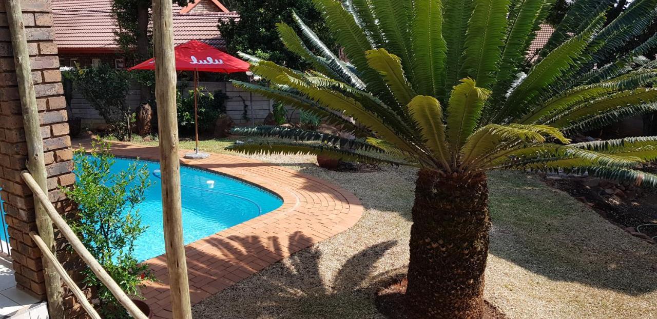 House Mulberry Guesthouse Pretoria-Noord Dış mekan fotoğraf